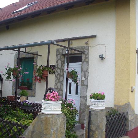 Pleiveisz Apartman Sárvár Exteriér fotografie