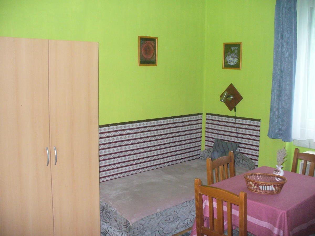 Pleiveisz Apartman Sárvár Exteriér fotografie