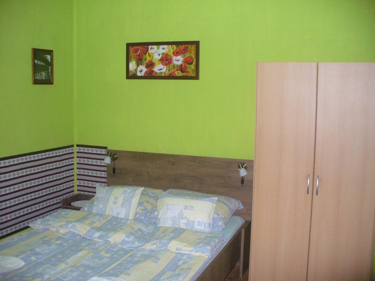 Pleiveisz Apartman Sárvár Exteriér fotografie